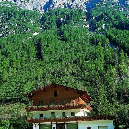 Pension Nina & Gasthof Alpenrose Gschnitz Eksteriør billede
